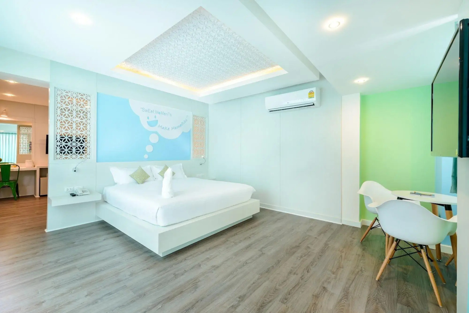 Foto - The Tint At Phuket Town - SHA Plus