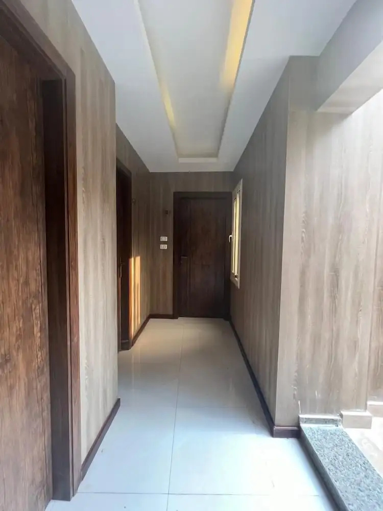 Foto - Rotana Palace Suites