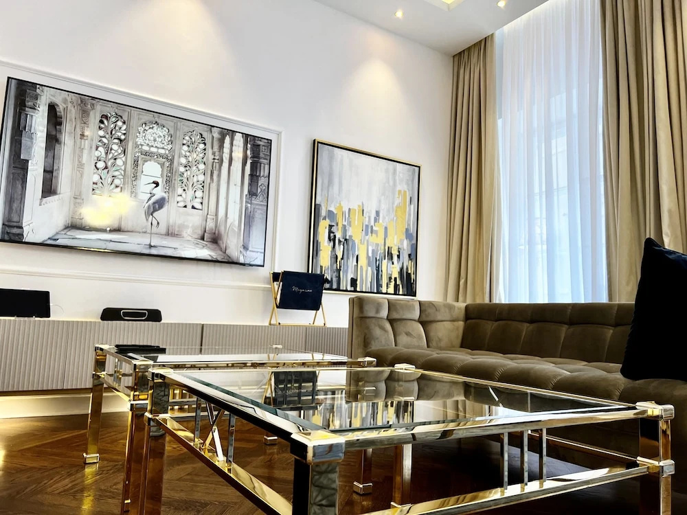 Photo - MONDRIAN Luxury Suites UNESCO Old Town