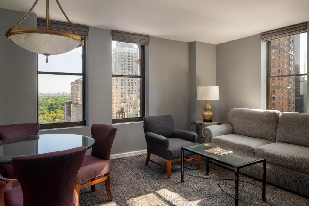 Photo - The Manhattan Club