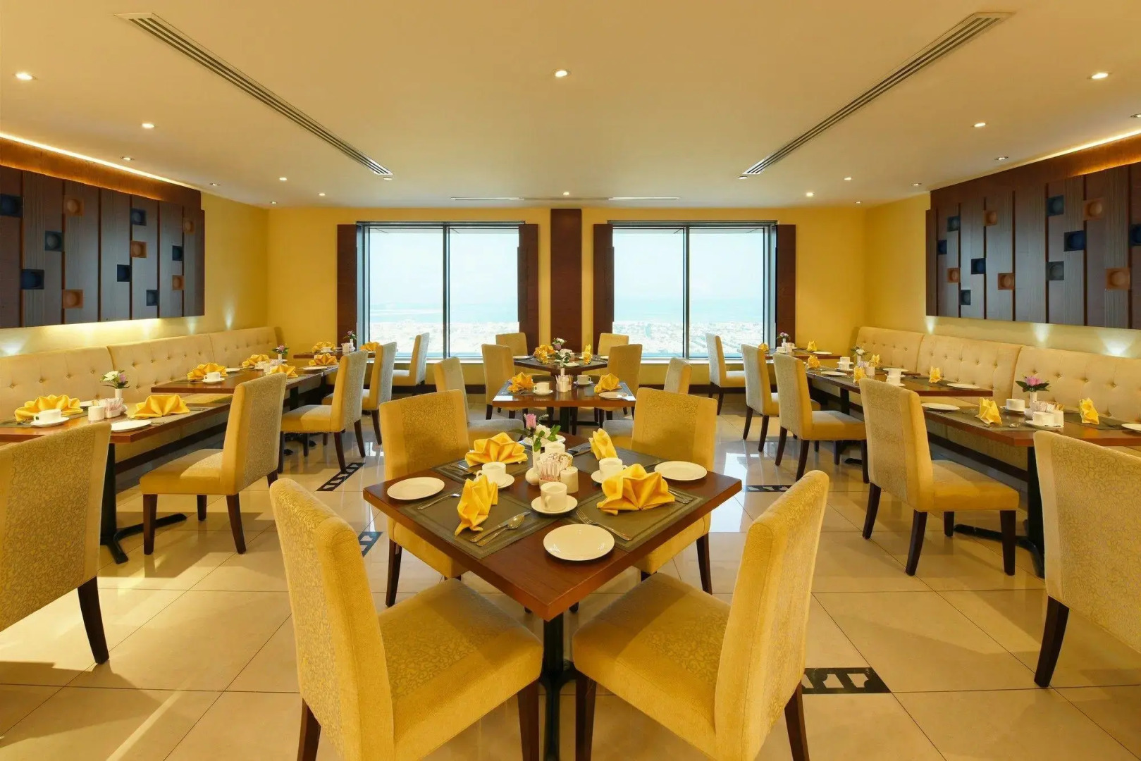 Foto - Emirates Grand Hotel