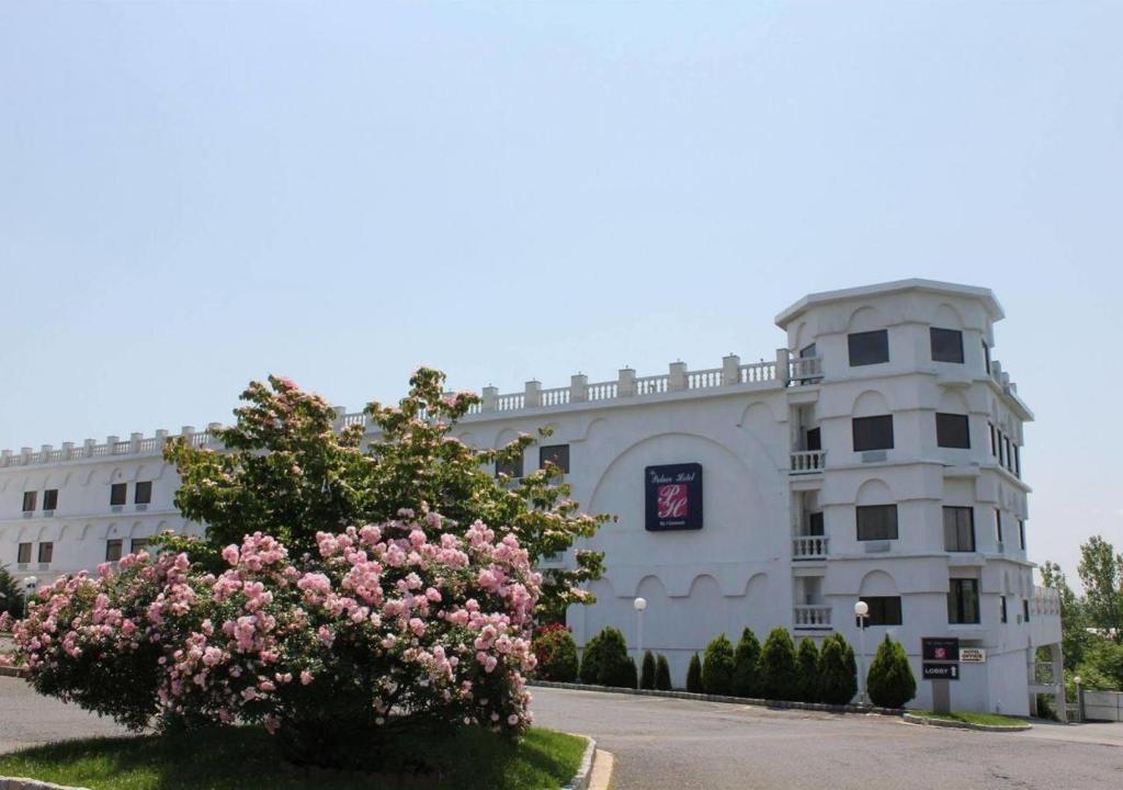 Photo - Raritan Hotel