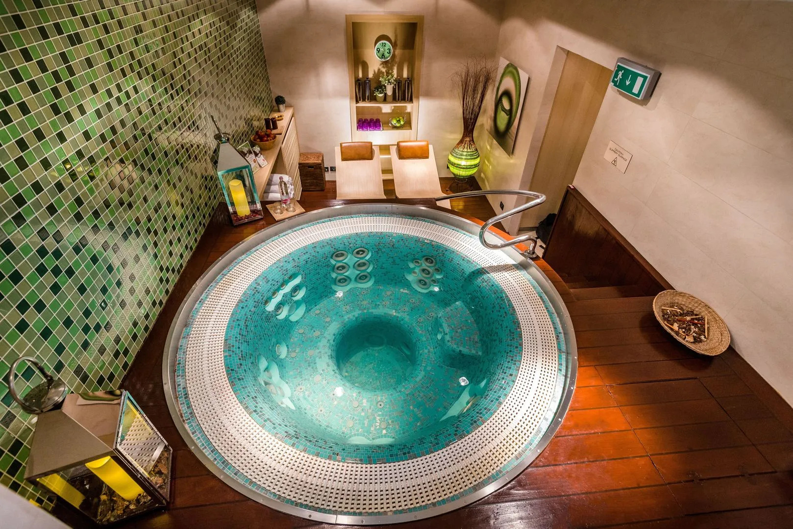 Foto - Ikonik Parlament