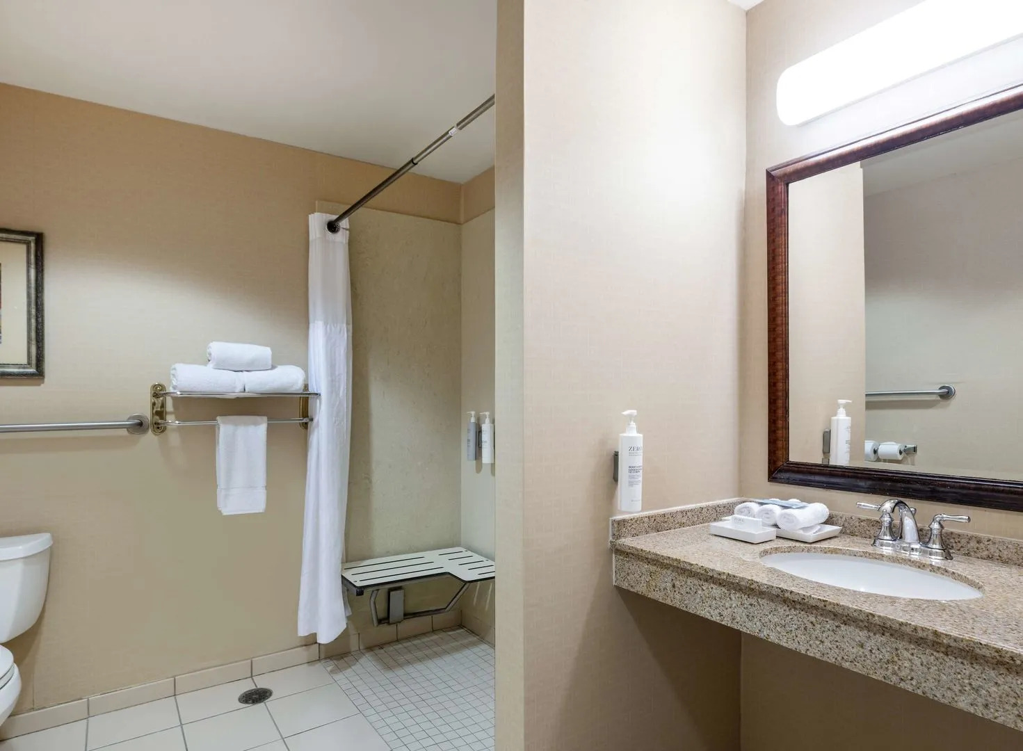 Photo - Hilton Garden Inn Las Vegas Strip South