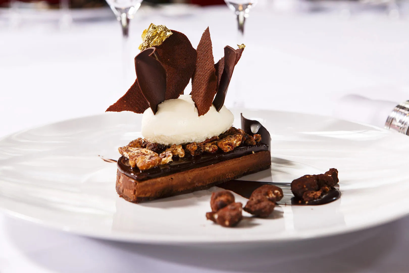 Photo - Saint James Paris