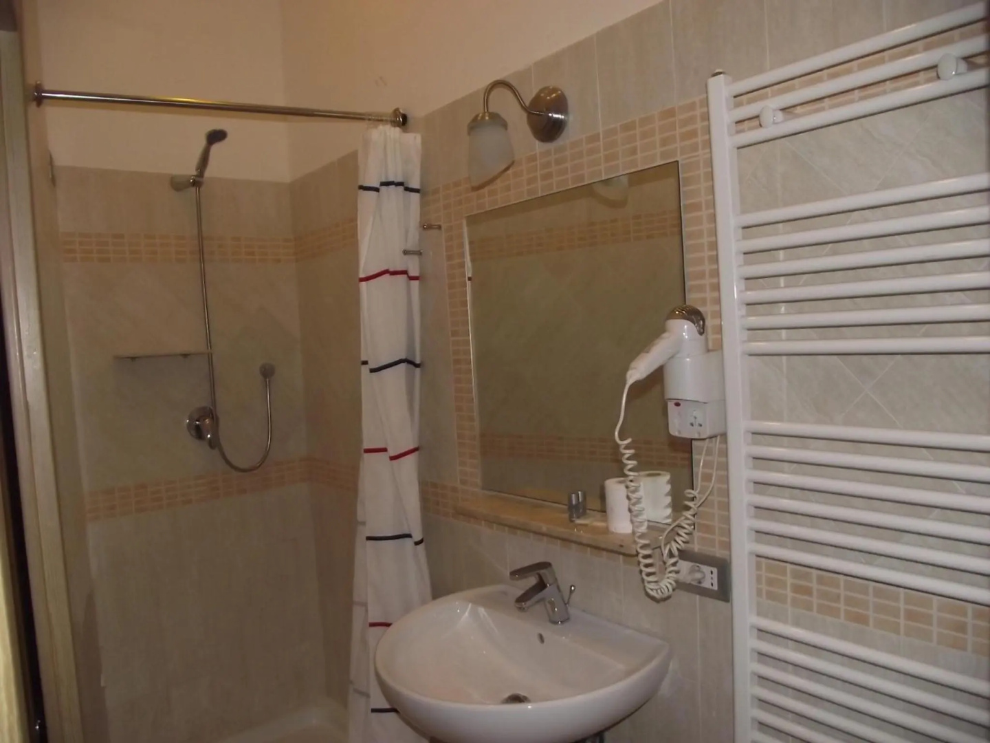 Foto - Hotel Elide
