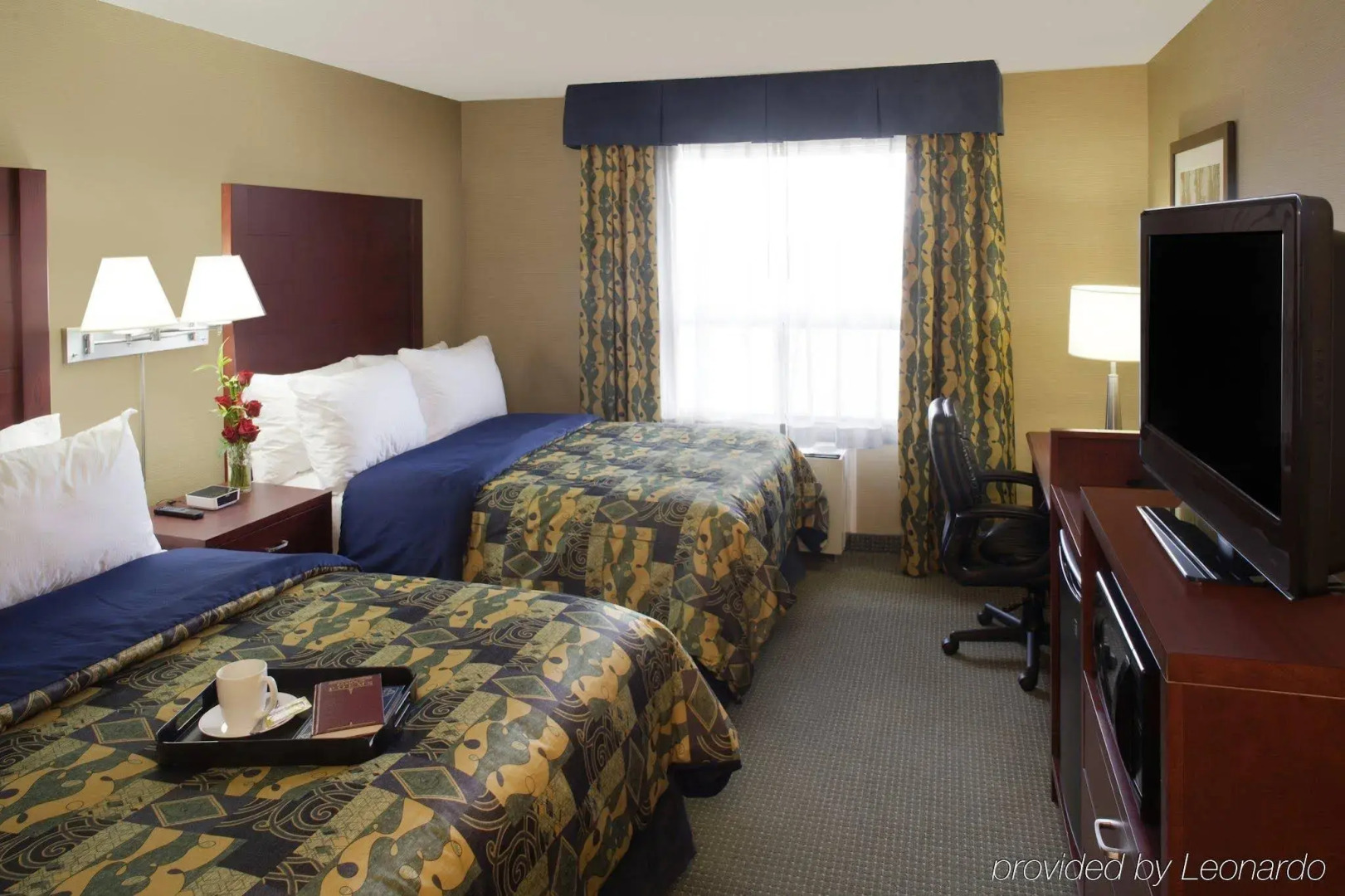 Foto - Travelodge by Wyndham Oshawa Whitby