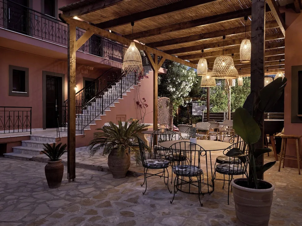 Photo - Anemelia Retreat