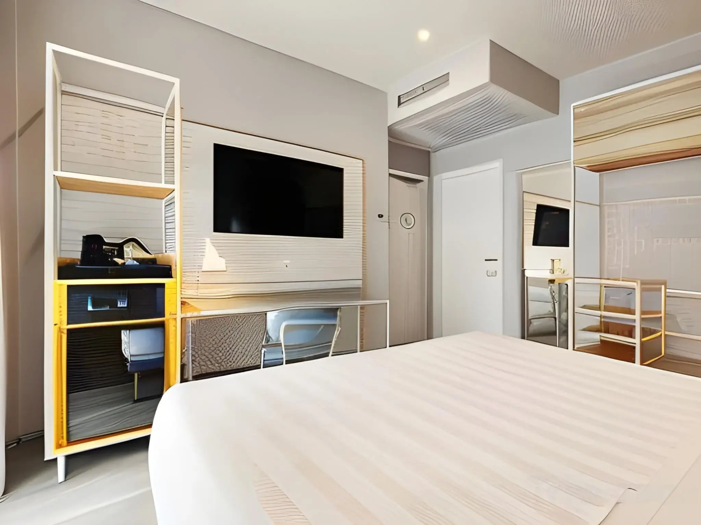 Photo - Adesso Hotel