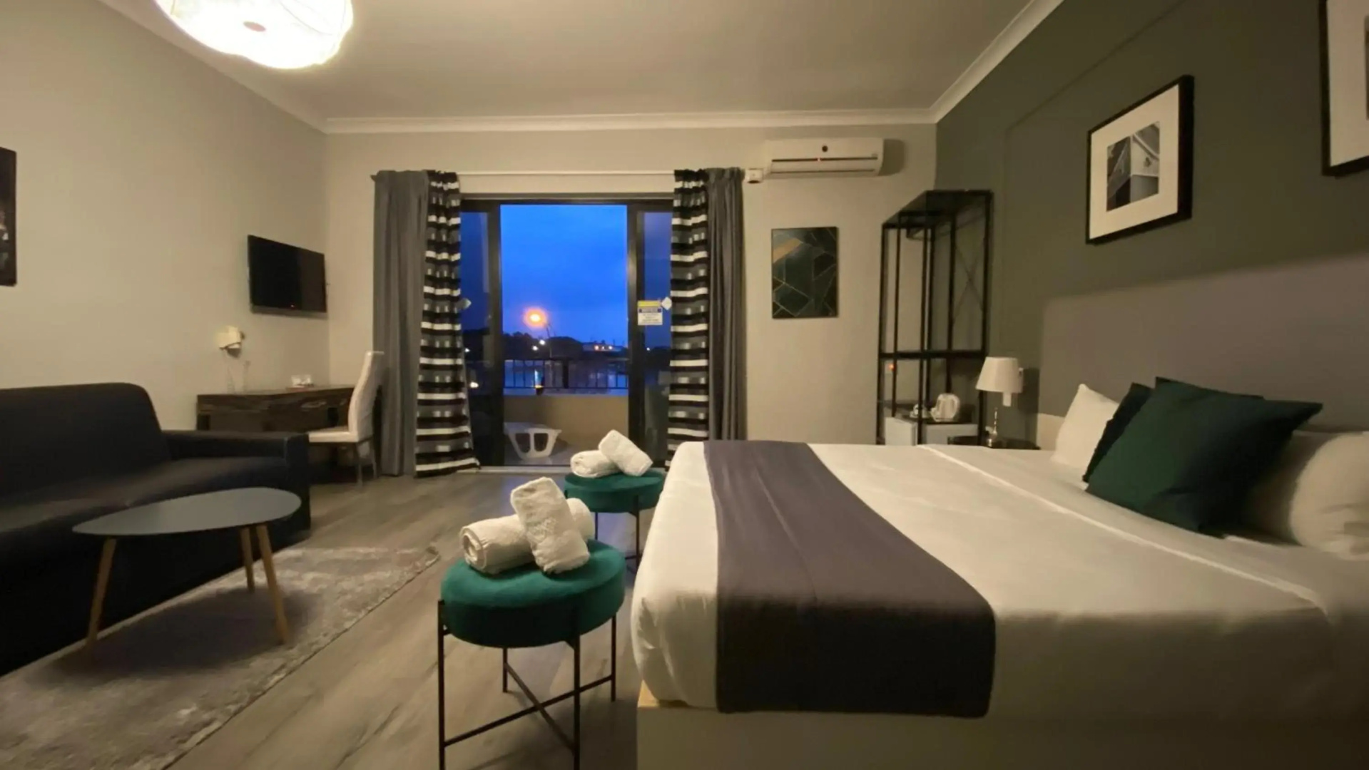 Photo - Sliema Marina Hotel