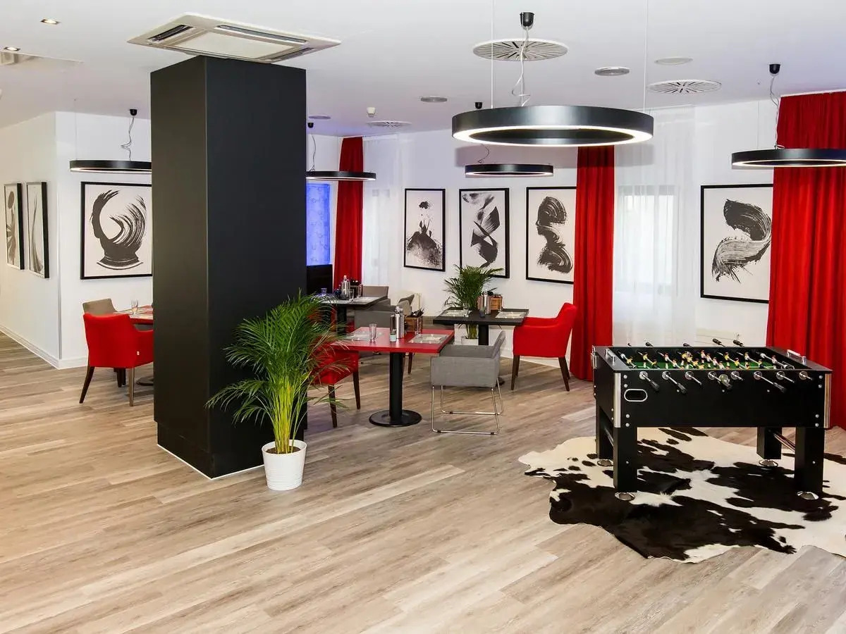 Foto - DORMERO Hotel Zürich Airport