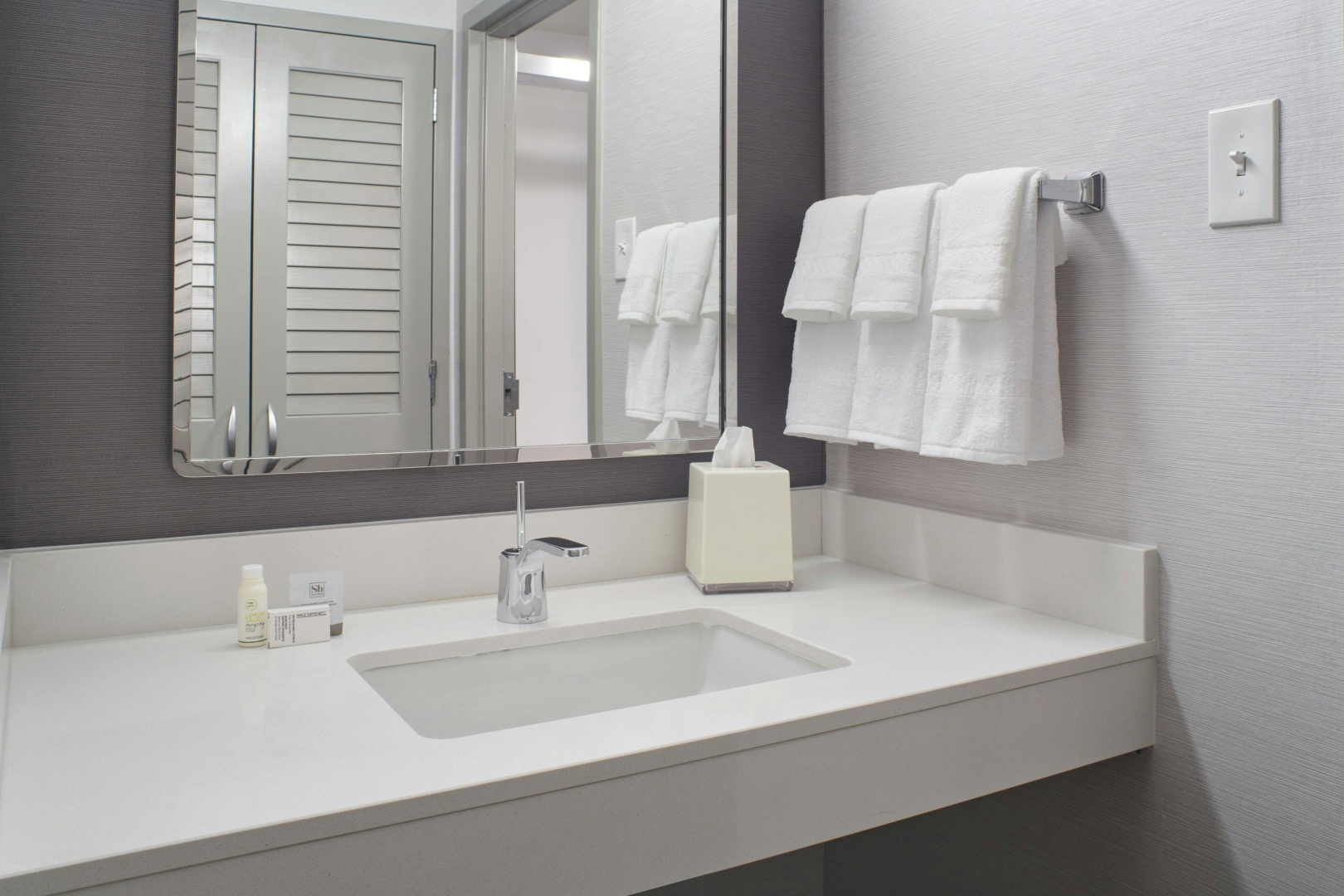 Photo - Courtyard by Marriott Chicago Lincolnshire