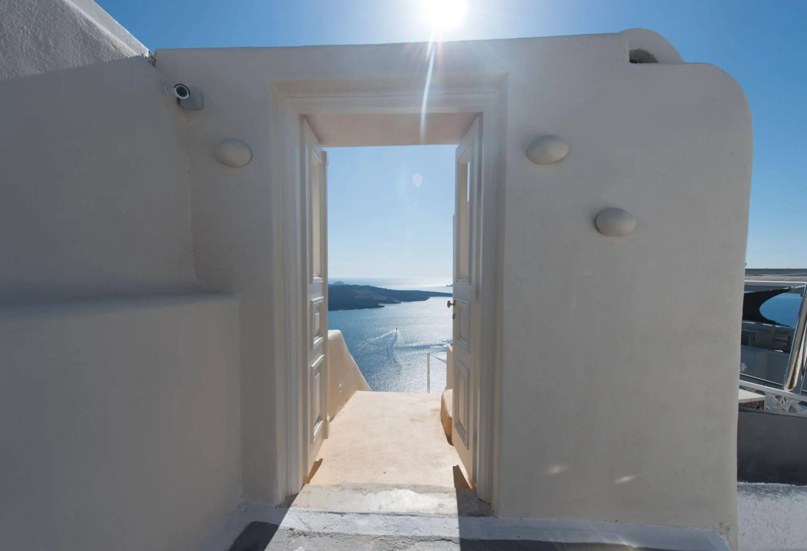 Photo - On the Cliff