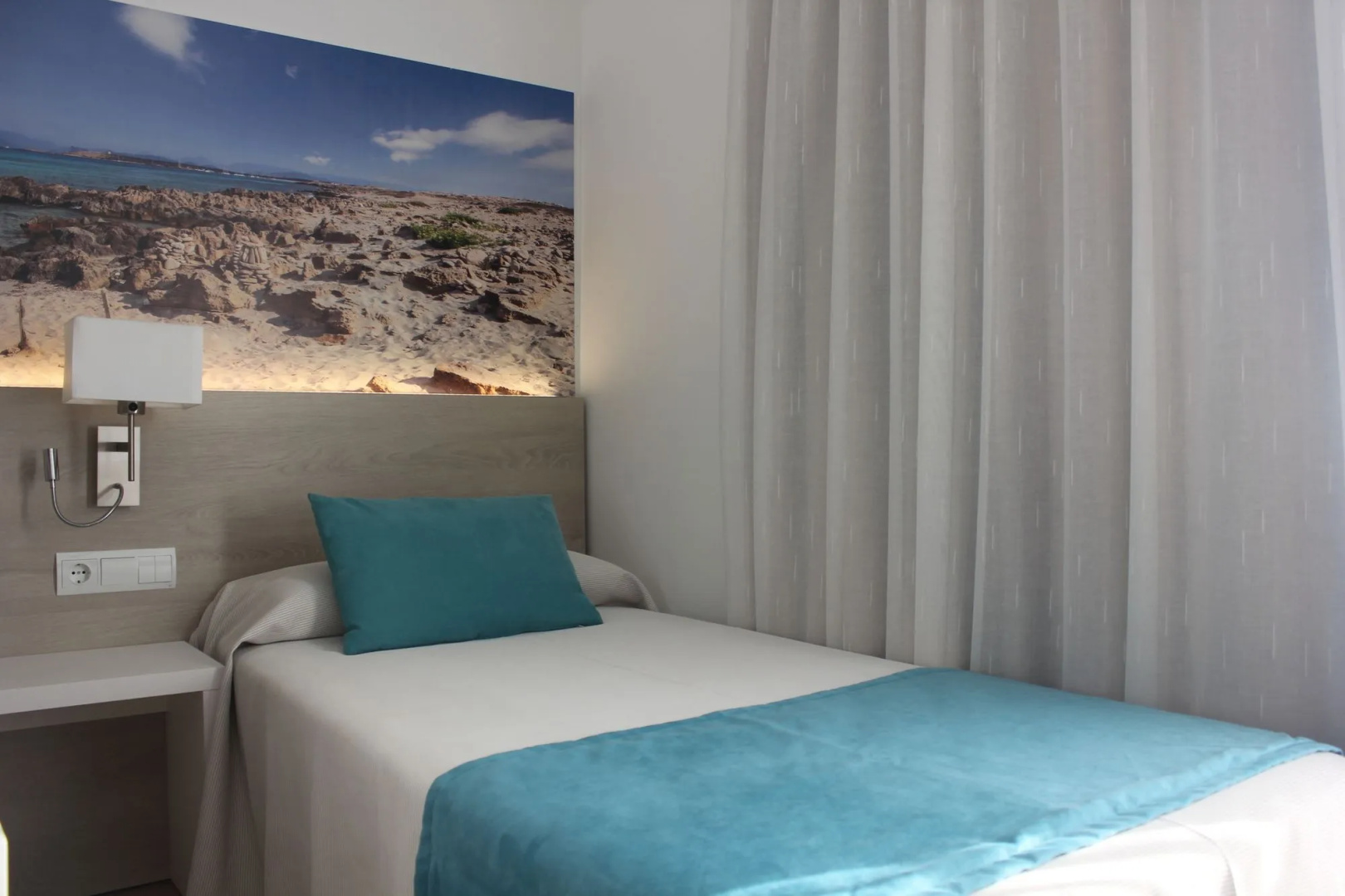 Photo - Hostal Es Pi - Emar Hotels