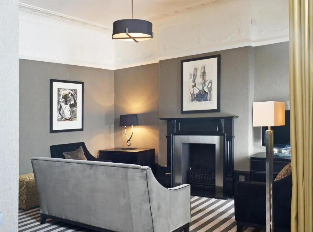 Photo - The Chester Hotel