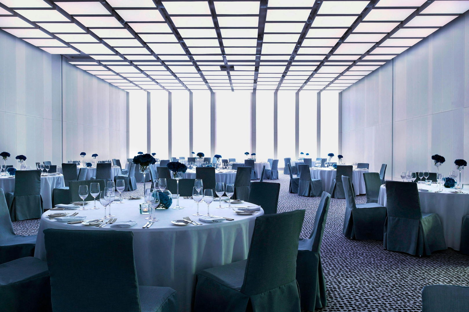 Photo - Renaissance Warsaw Airport Hotel, an Marriott International