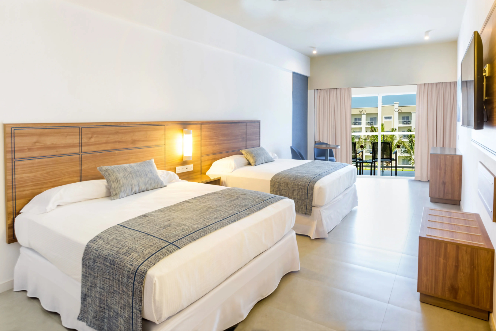 Photo - Riu Emerald Bay - All Inclusive