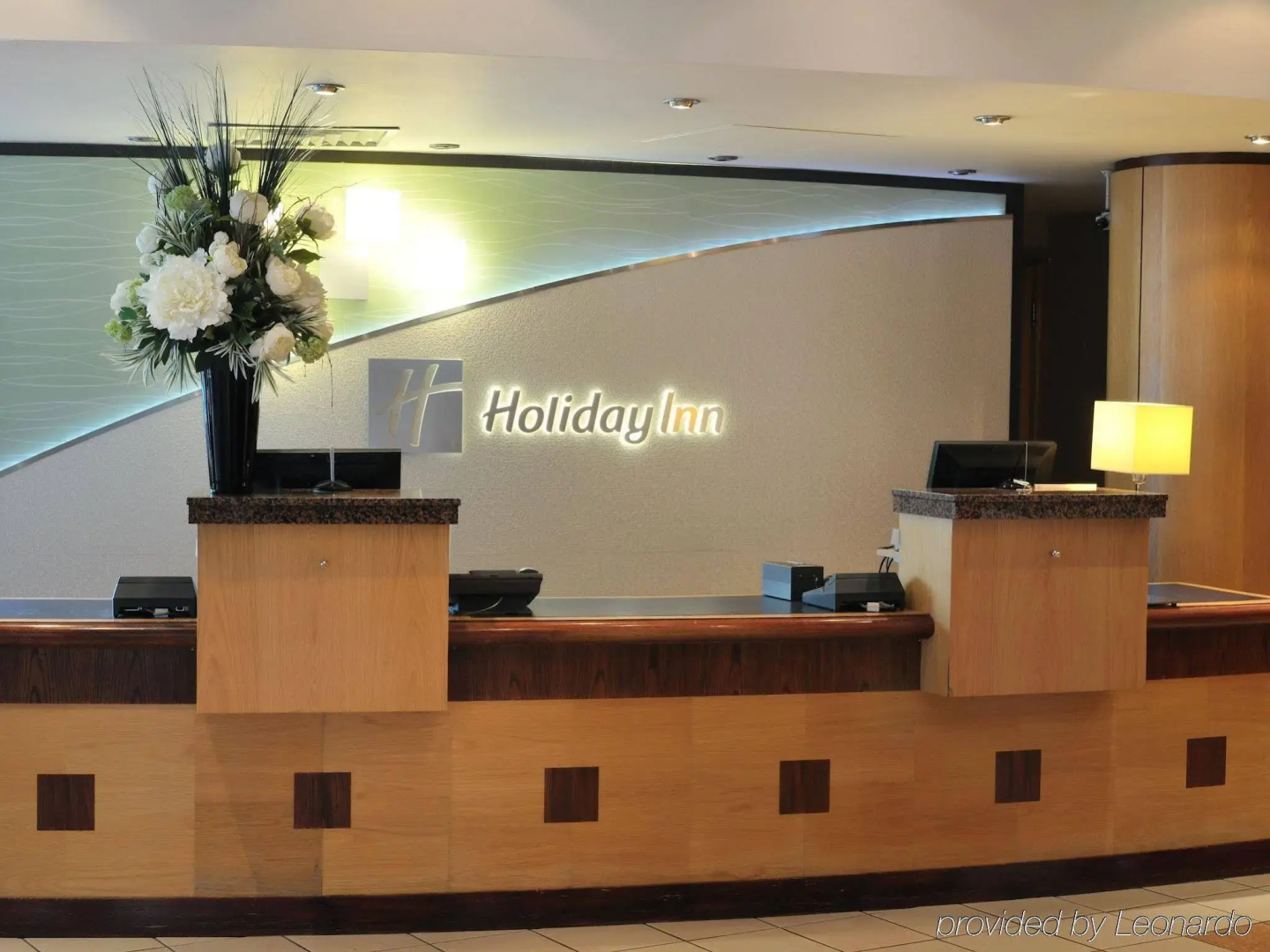 Foto - DoubleTree by Hilton Hotel Woking