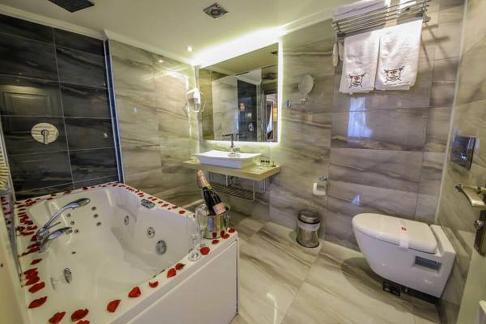 Foto - The Constantine Hotel