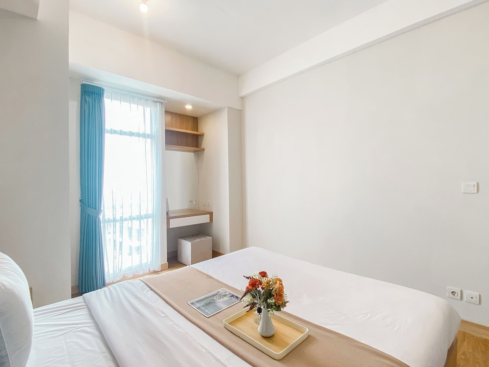Spacious and Restful 1BR at Vasanta Innopark Apartment