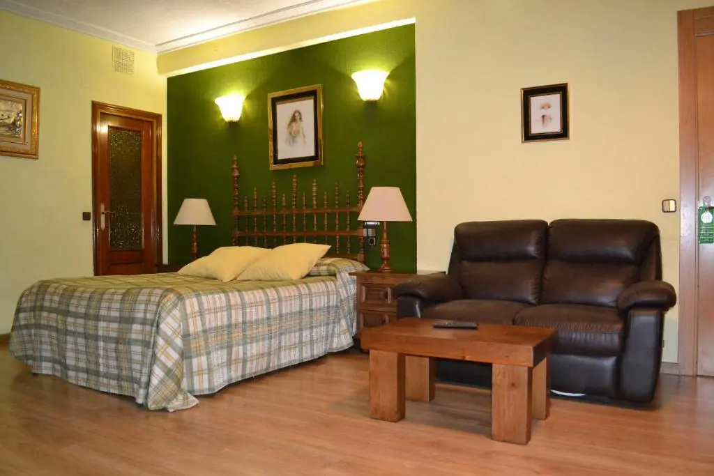 Photo - Hostal Longinos El Aribel