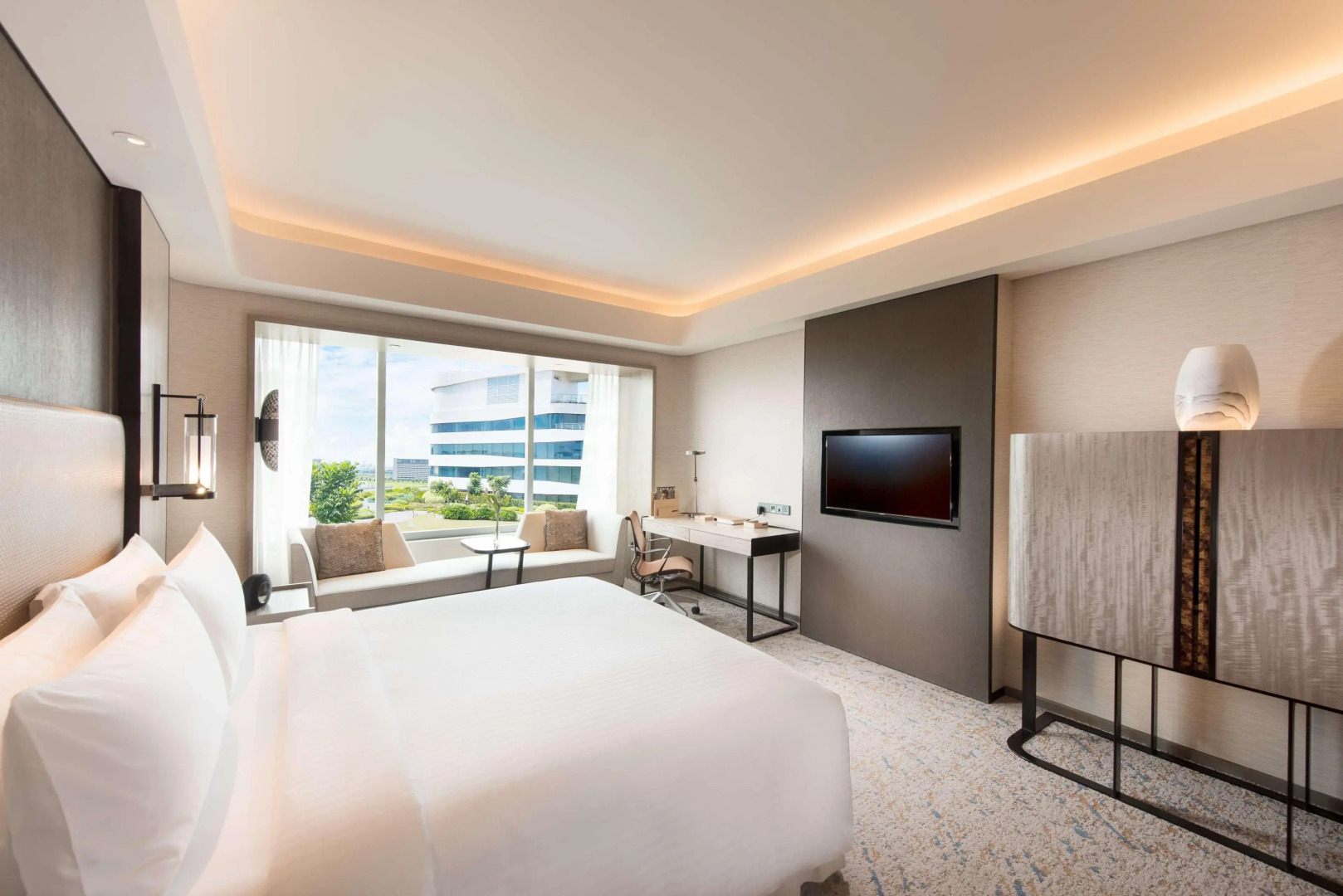 Photo - Conrad Manila