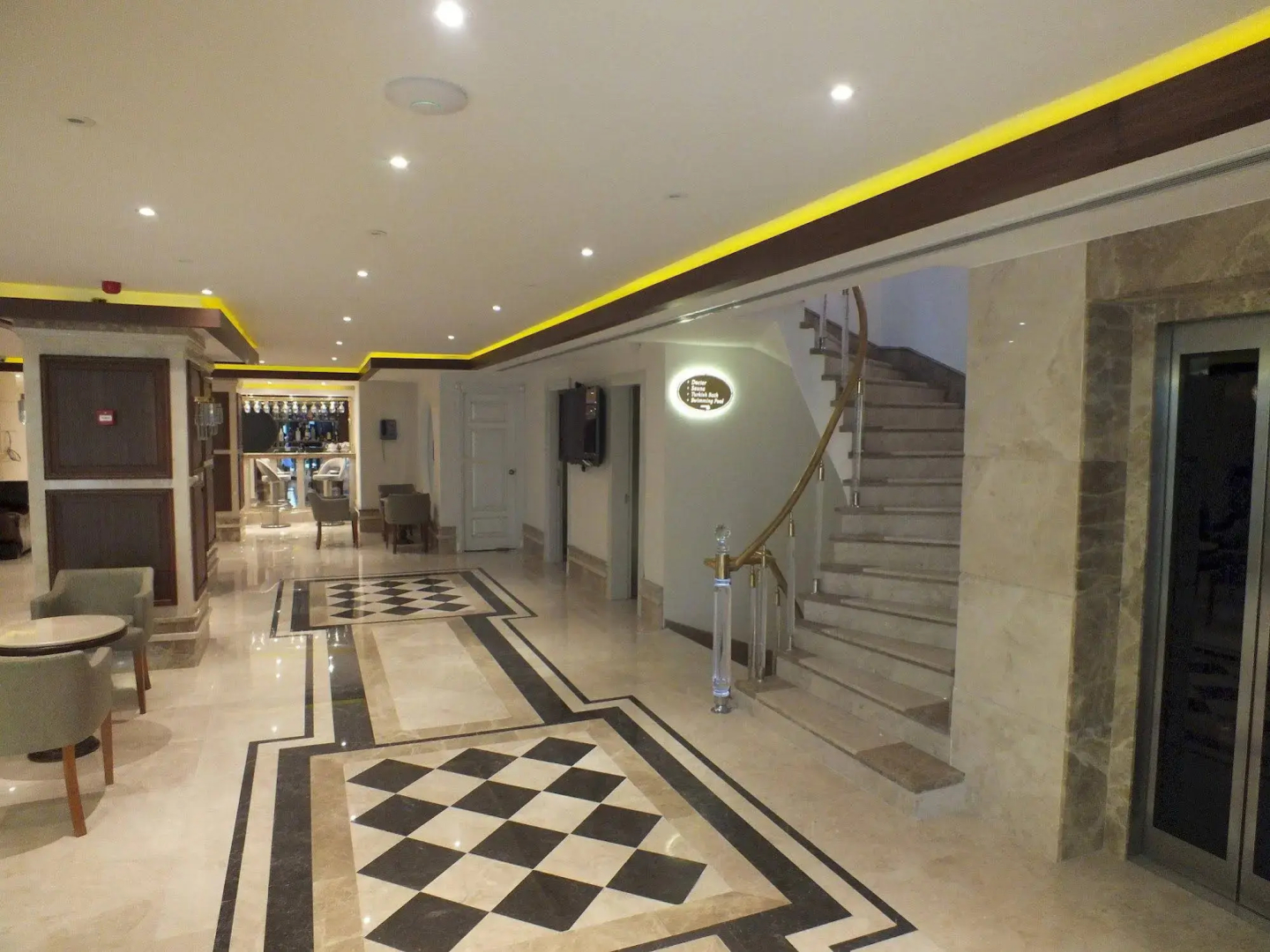 Photo - Grand Asiyan Hotel