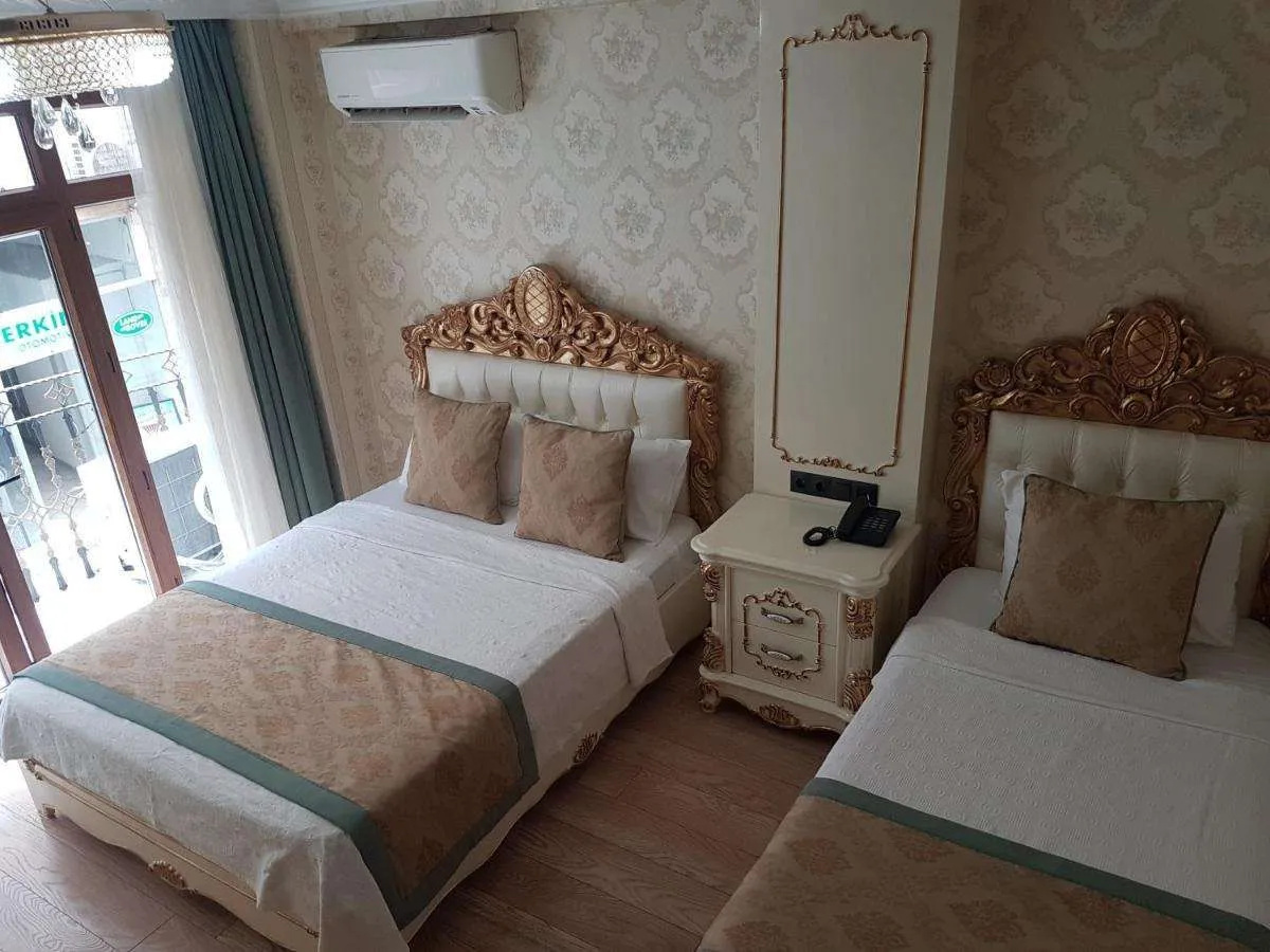 Photo - Best Town Hotel