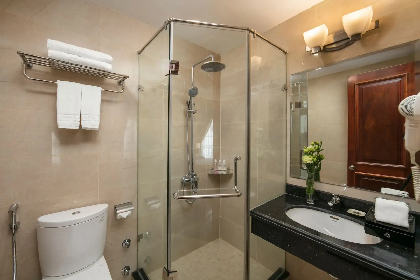 Foto - Sunline Central Hotel