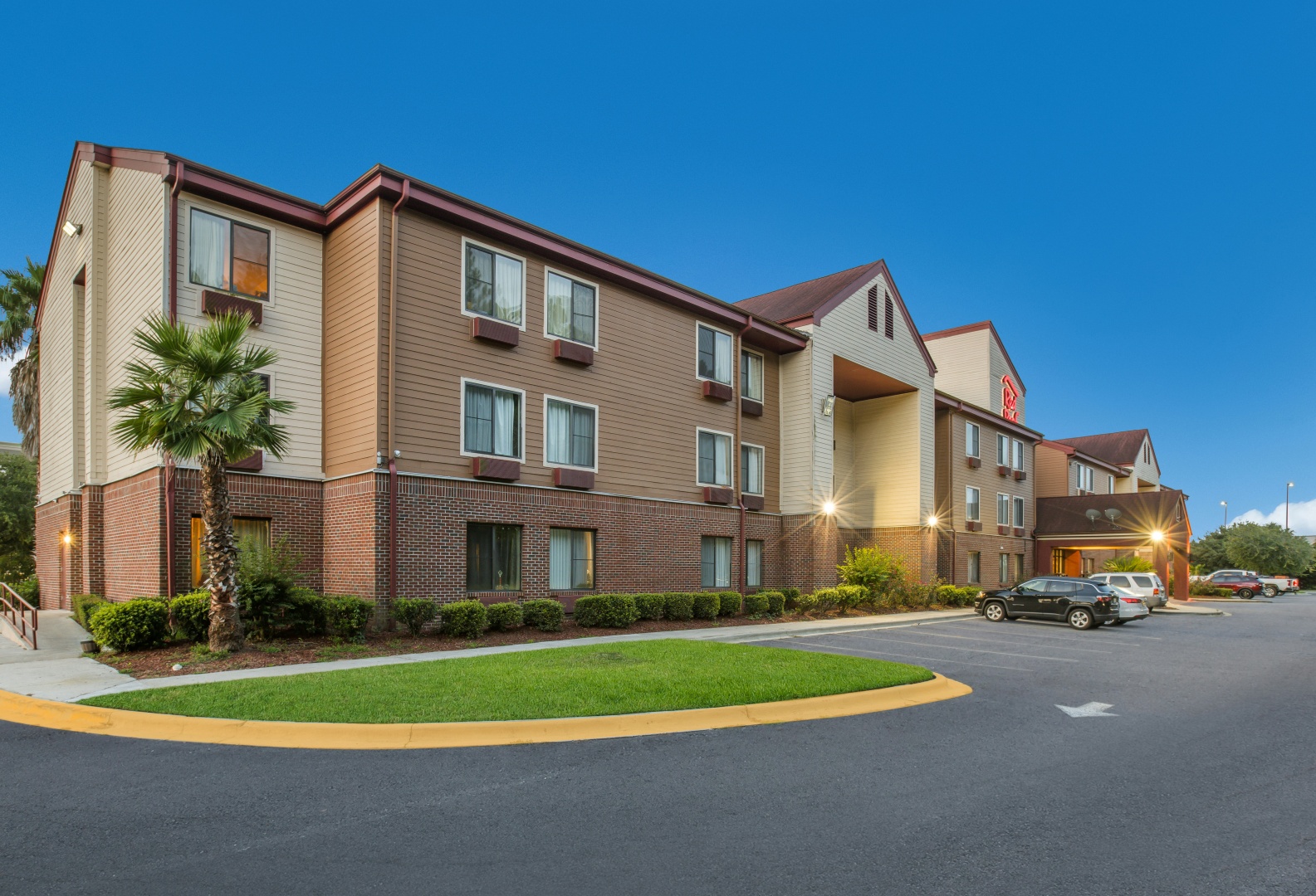 Photo - Red Roof Inn & Suites Savannah Airport