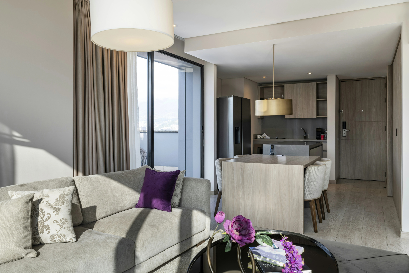 Foto - York Medellin, Curio Collection by Hilton