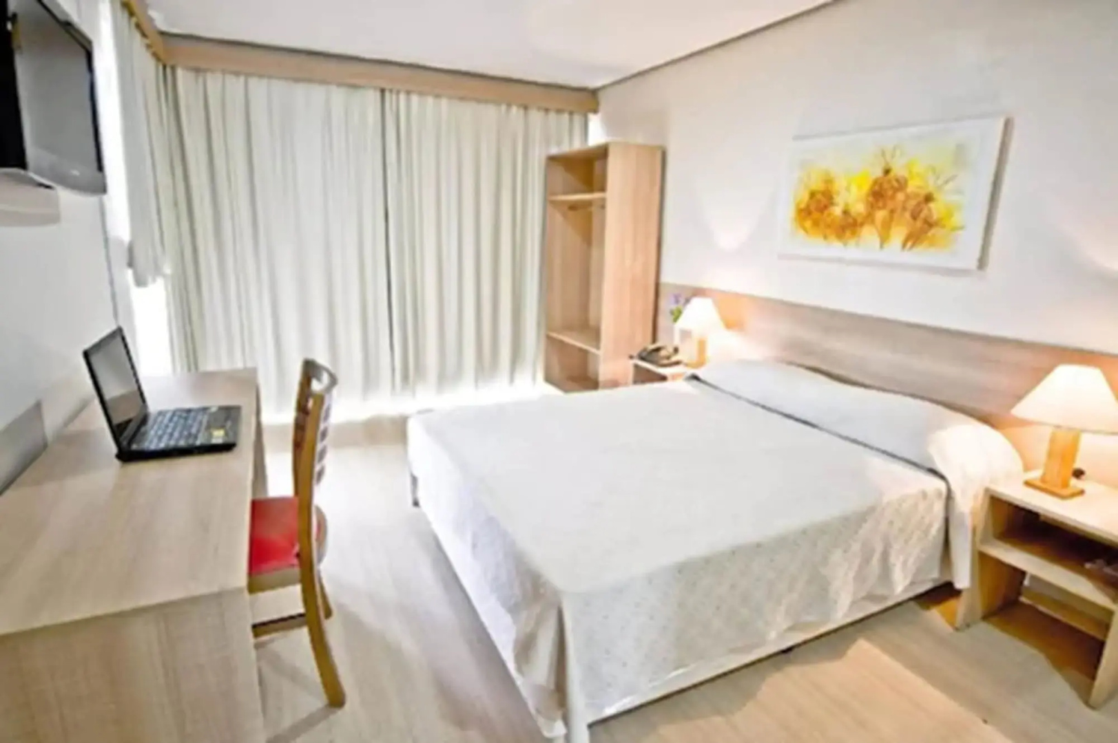Foto - Hotel Dan Inn Porto Alegre