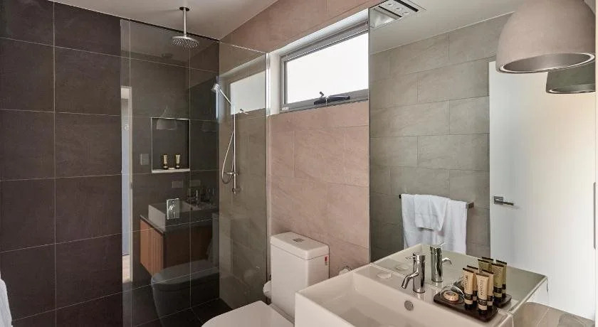 Photo - Rosevears Riverview Hotel