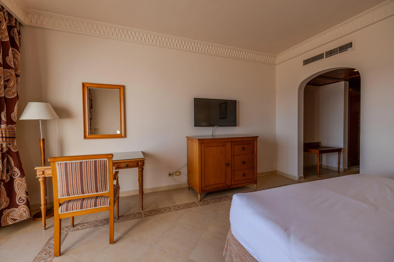 Foto - Continental Plaza Beach Resort