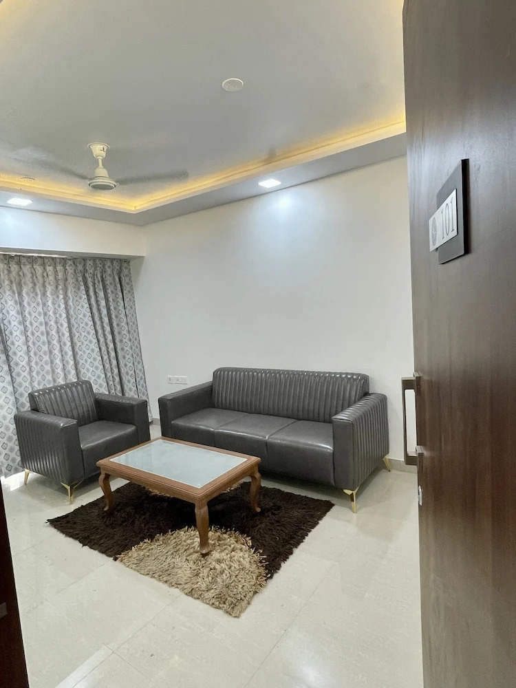 Foto - StayBird - Silver Oak, An Apartment Hotel, Kharadi