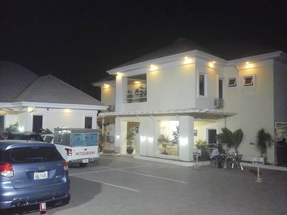1314 Hotels & Suites Abuja