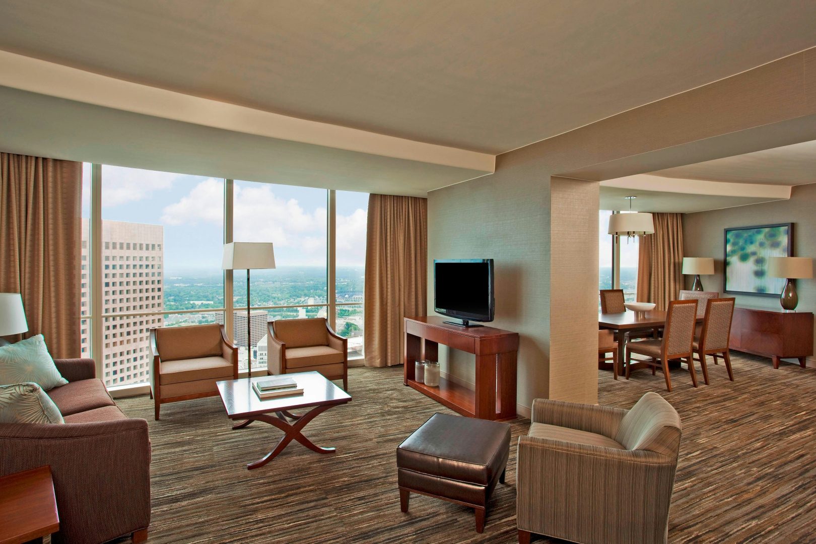 Photo - The Westin Peachtree Plaza, Atlanta
