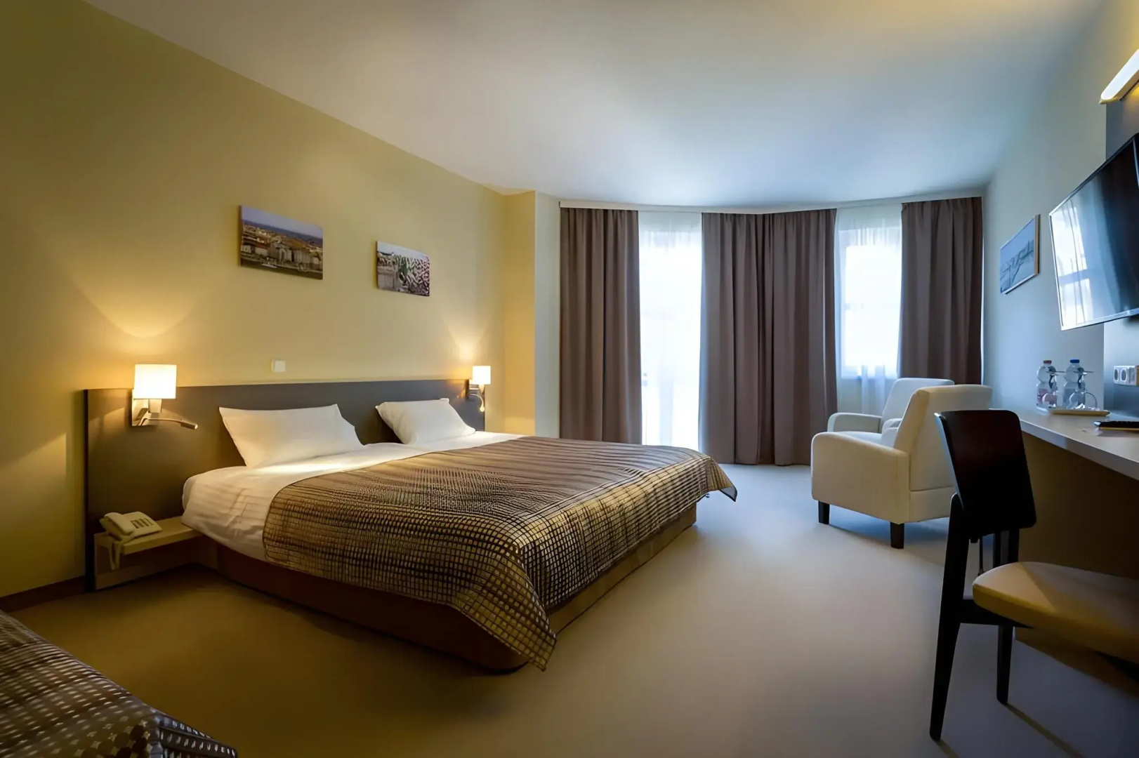 Photo - Corvin Hotel