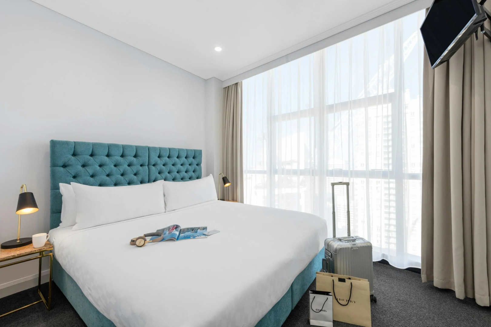 Photo - Meriton Suites Pitt Street, Sydney
