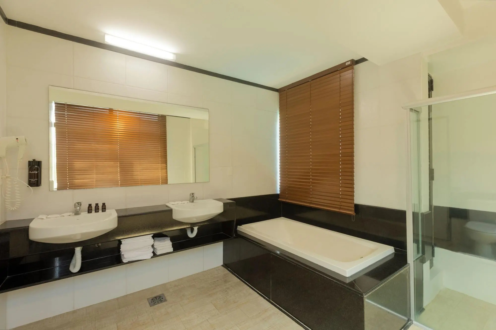 Photo - Ritz Lagoa Da Anta