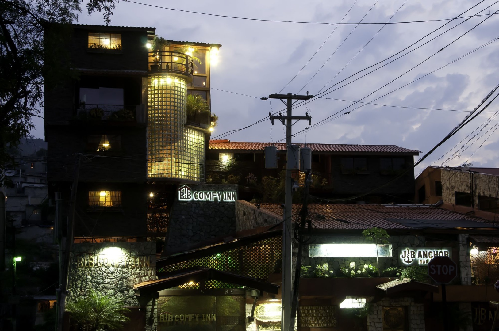 B & B Comfy Inn — фото 1