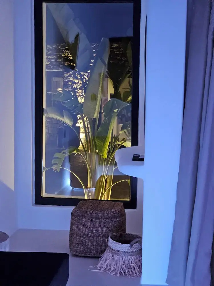 Foto - ELLI TROPiCAL LUXURY SUITES SUNSET-INFINITY POOL- SEA SIDE-NEAR CENTER PARKING