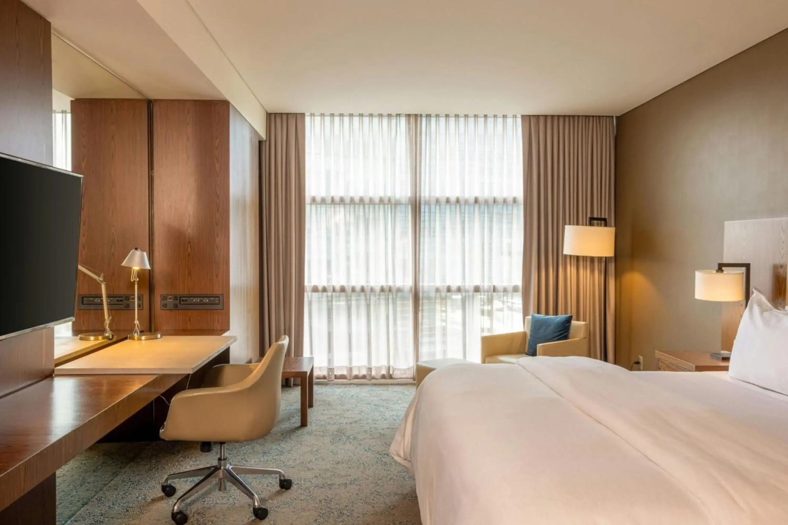 Photo - The Westin Santa Fe, Mexico City