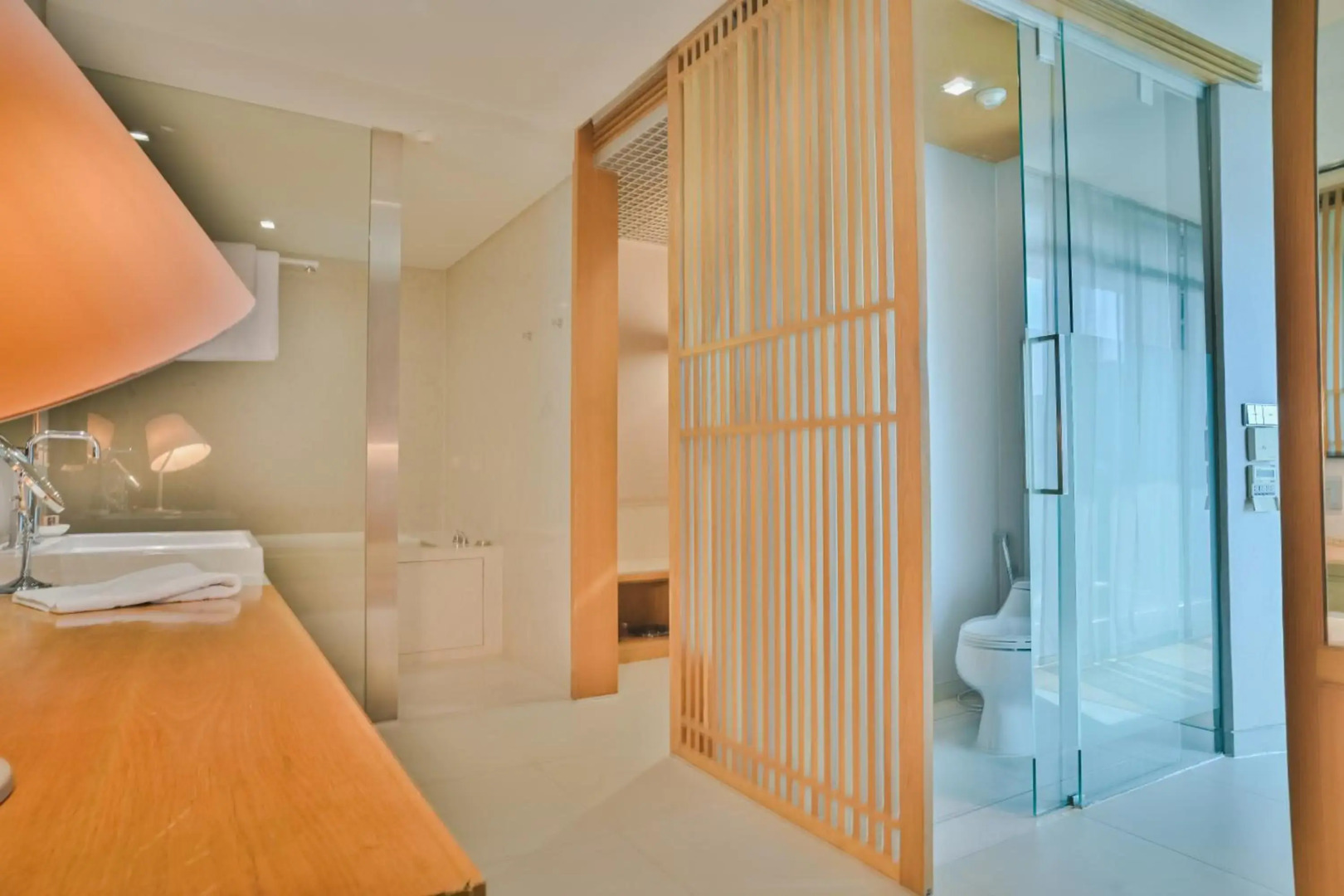 Photo - Ruamchitt Plaza Hotel