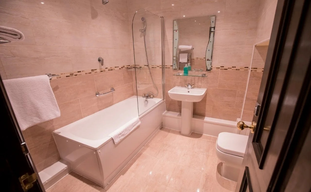 Photo - Harefield Manor Hotel