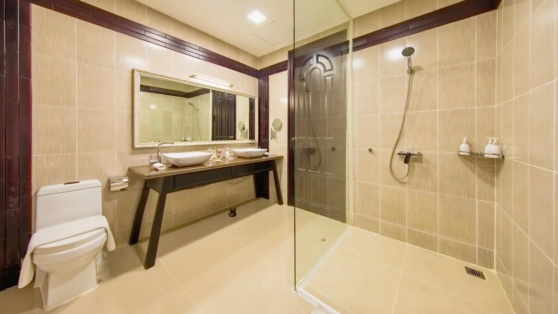 Foto - White Mansion 白色公馆