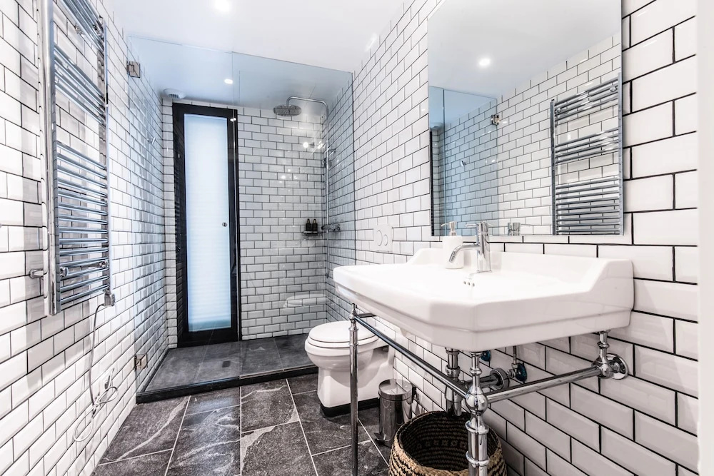 Photo - Terreno Suites