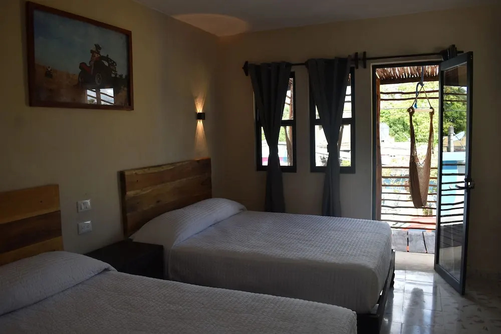 Photo - Luna Azul By Uvas