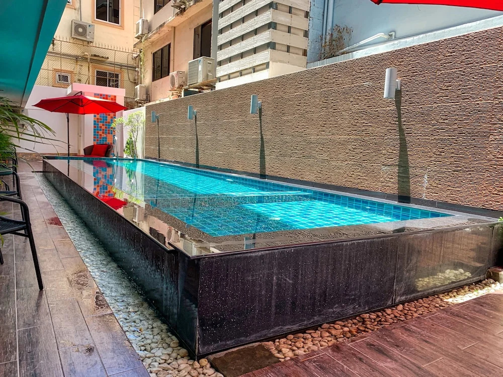 Foto - Scandia Beach Hotel - Soi 7 Best Location - 200m to Beach next to Food Market