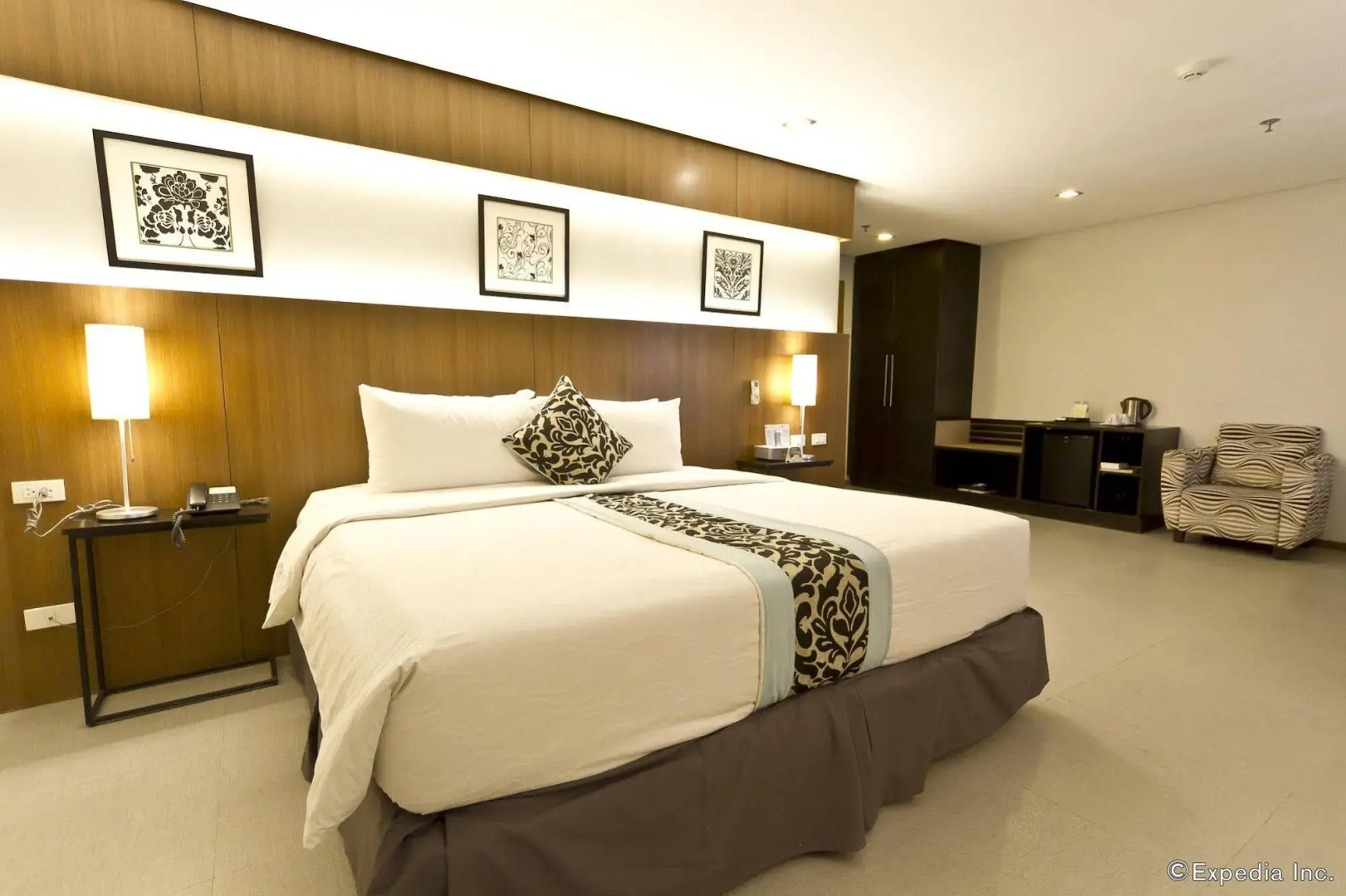 Photo - St Mark Hotel